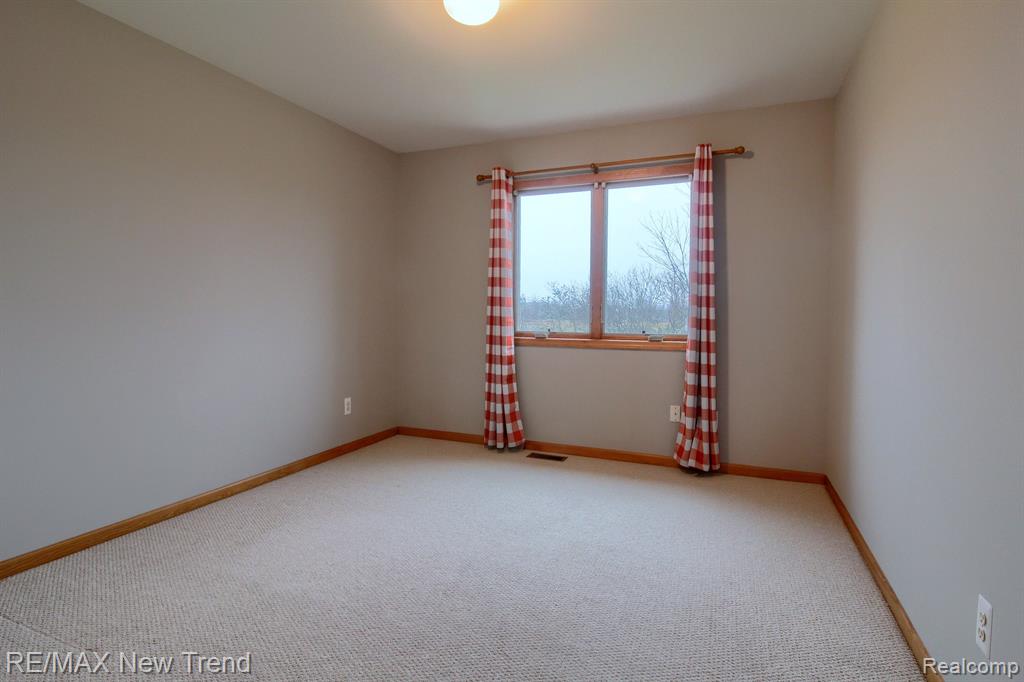 508 HEARTWOOD Lane, Saline, MI 48176 — Photo 27