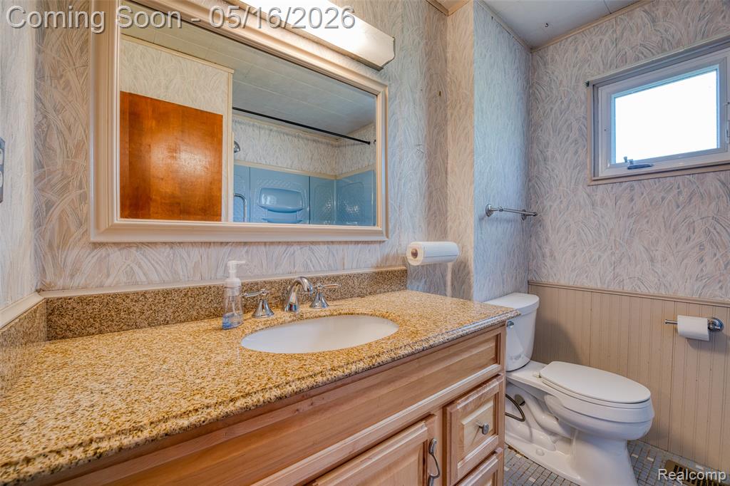 3518 N Shimmons Circle, Auburn Hills, MI 48326 — Photo 5
