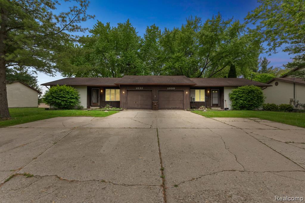 1030 S Lincoln Road, Mount Pleasant, MI 48858 — front exterior