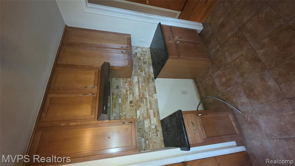 15031 Eastburn Street, Detroit, MI 48205 — Photo 20