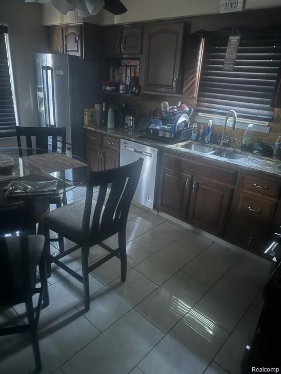 24816 CUSHING Avenue, Eastpointe, MI 48021 — Photo 10