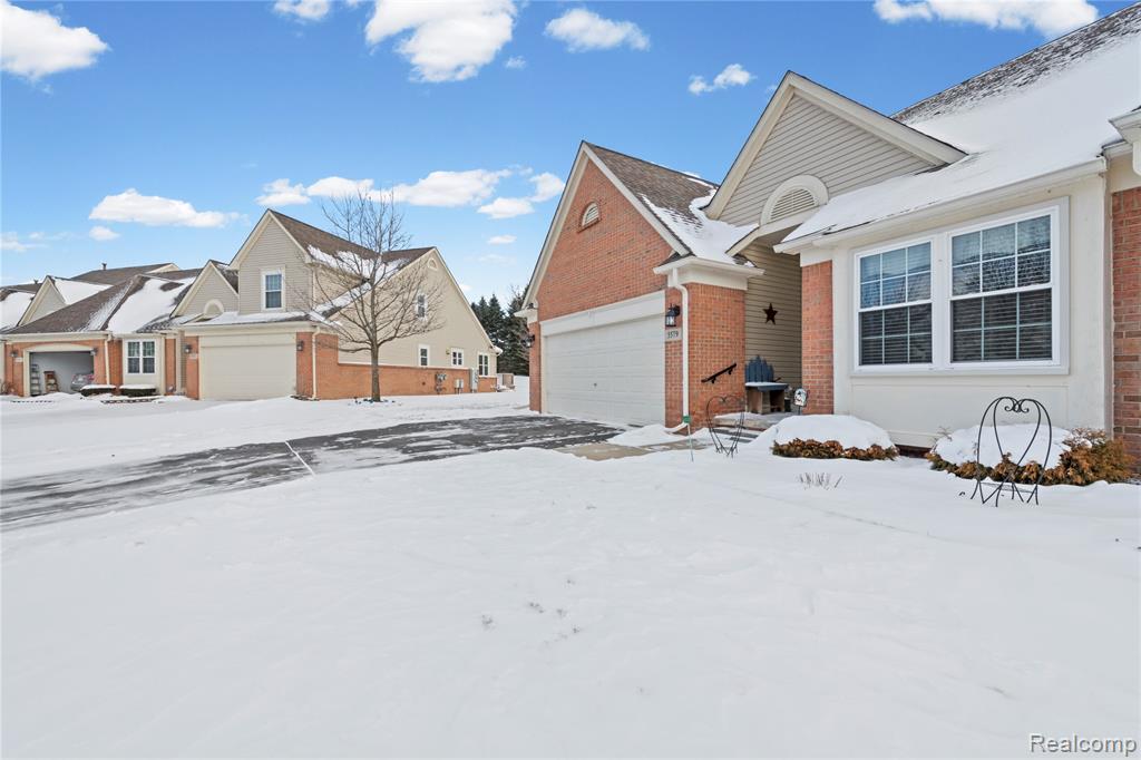 5579 Elmhurst Drive, 167, Trenton, MI 48183 — Photo 5