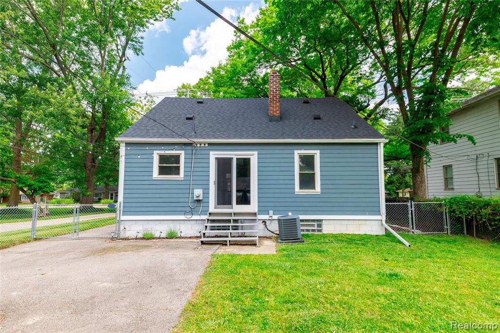 8729 Bellevue Road, Grosse Ile, MI 48138 — Photo 26