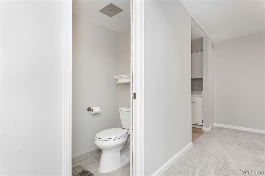 4914 CARA, Royal Oak, MI 48073 — Photo 13