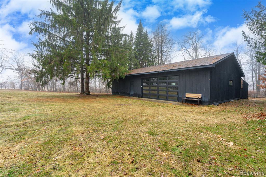 6803 Napoleon Road, Jackson, MI 49201 — Photo 12