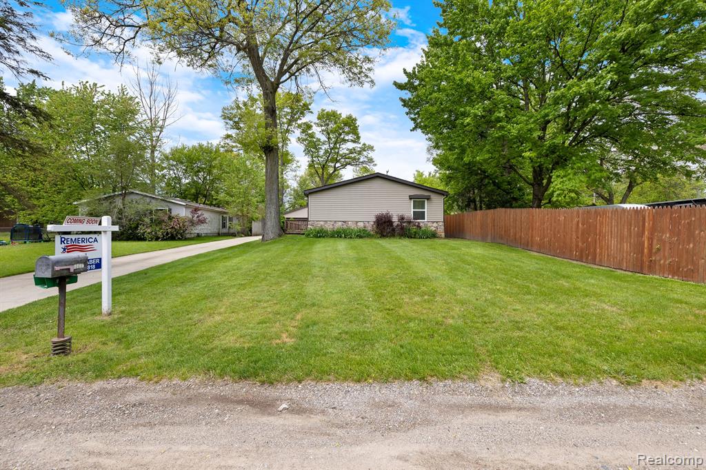 2692 GREG Avenue, Brighton, MI 48114 — Photo 46