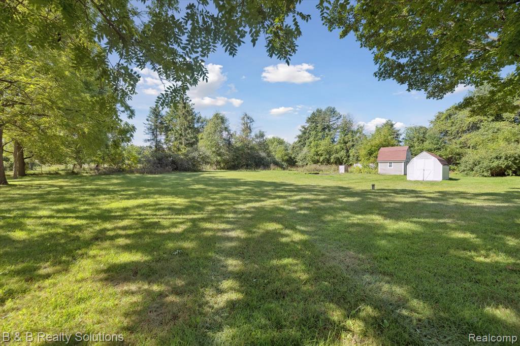 5159 Millis Road, North Branch, MI 48461 — Photo 39