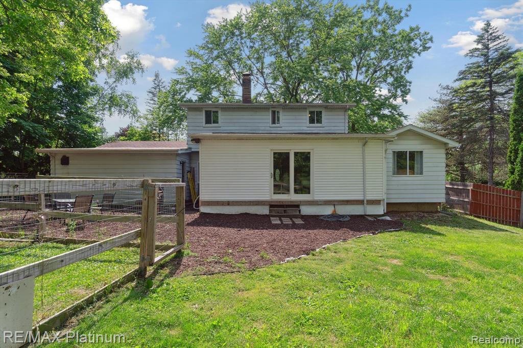 7353 GREEN VALLEY Drive, Grand Blanc, MI 48439 — Photo 40
