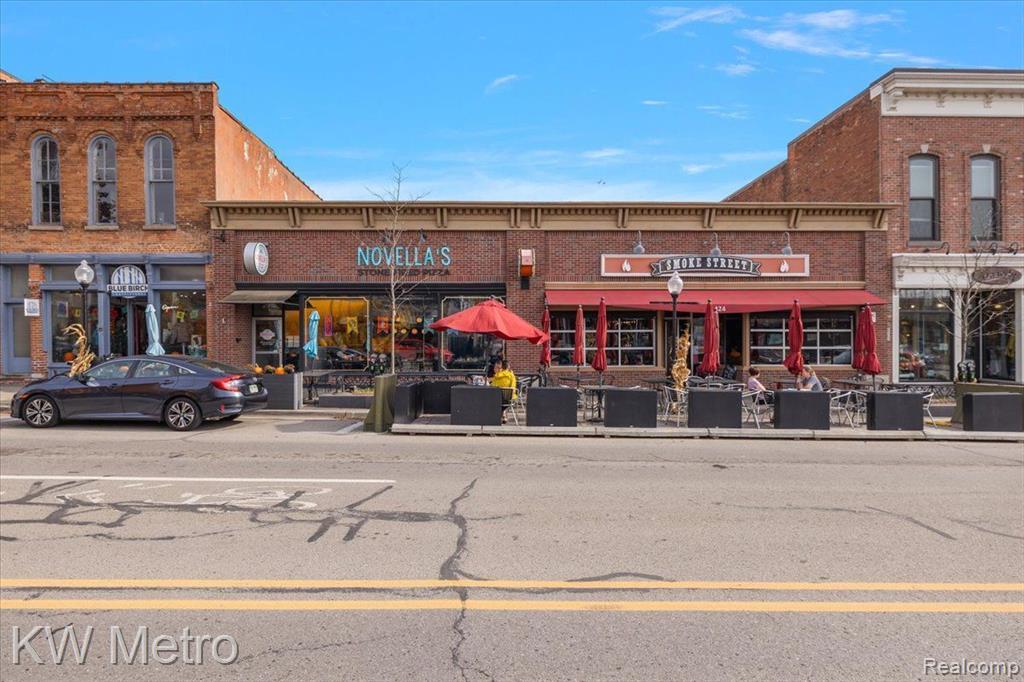 735 E HURON Street, Milford, MI 48381 — Photo 44