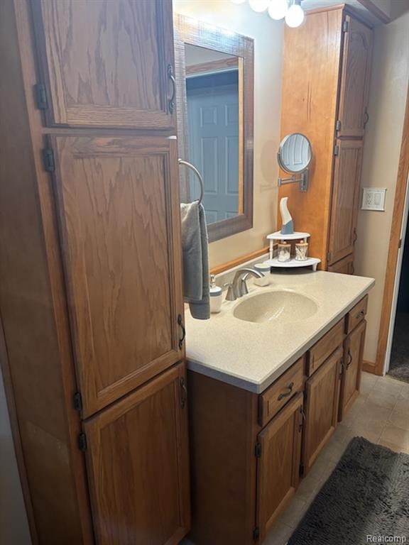 50044 Vinecrest Lane, New Baltimore, MI 48047 — Photo 2