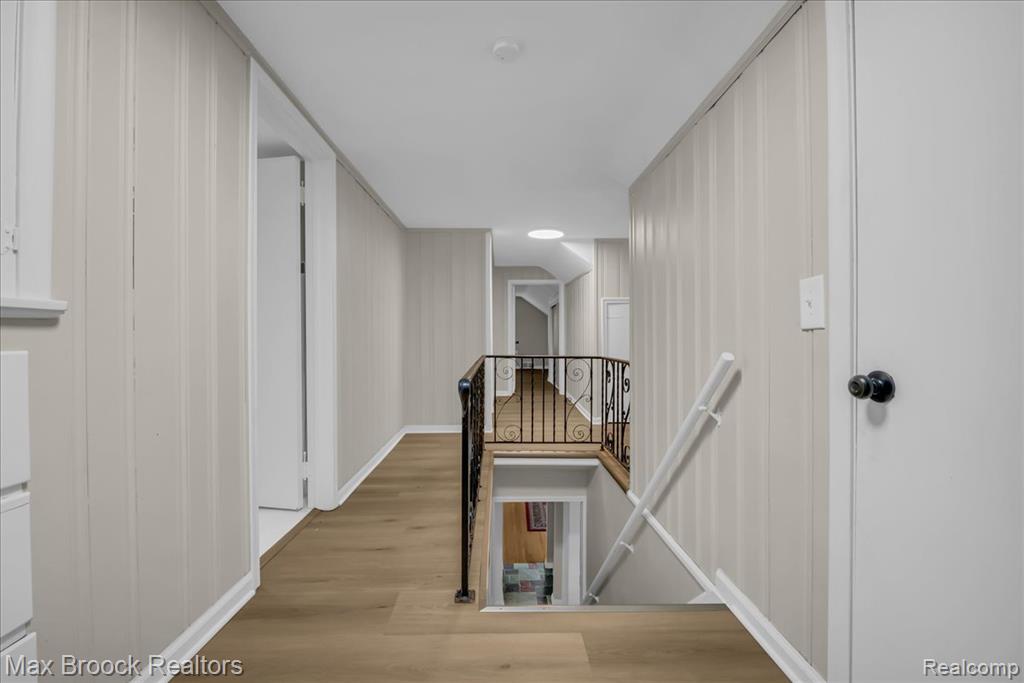 18560 Wiltshire Boulevard, Lathrup Village, MI 48076 — Photo 16