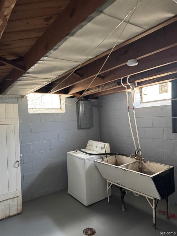 8075 WHITCOMB Street, Detroit, MI 48228 — Photo 22