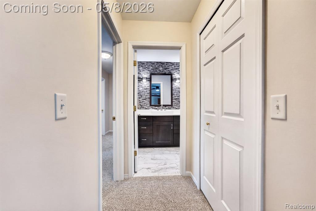 21746 Hildebrandt Drive, Flat Rock, MI 48134 — Photo 25