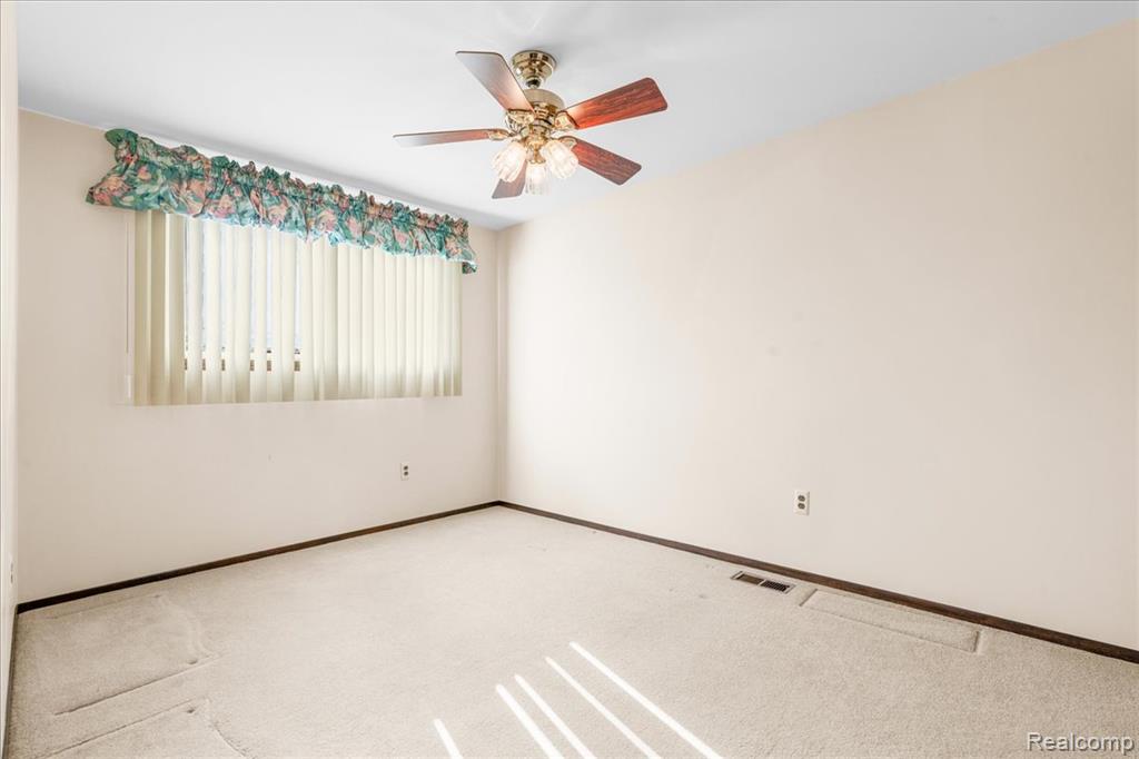 44611 Nantucket Drive, Canton, MI 48187 — Photo 18