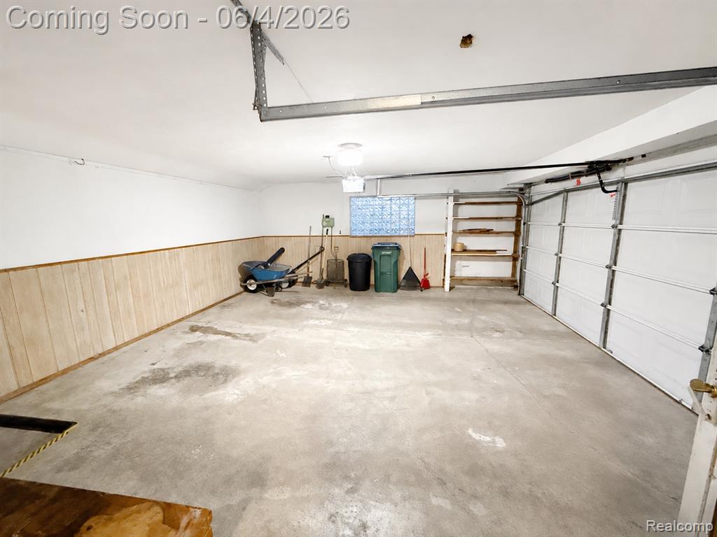 6382 Houghten Drive, Troy, MI 48098 — Photo 40
