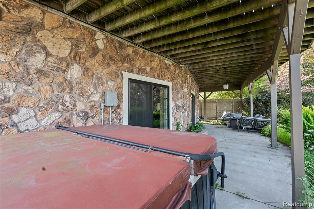 1907 Riverside Drive, Port Huron, MI 48060 — Photo 30