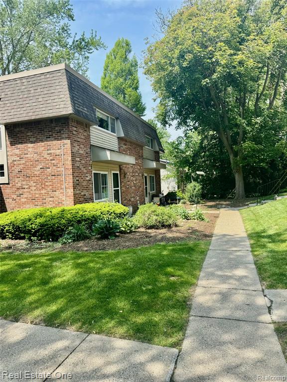 511 Longshore Drive, Ann Arbor, MI 48105 — Photo 4