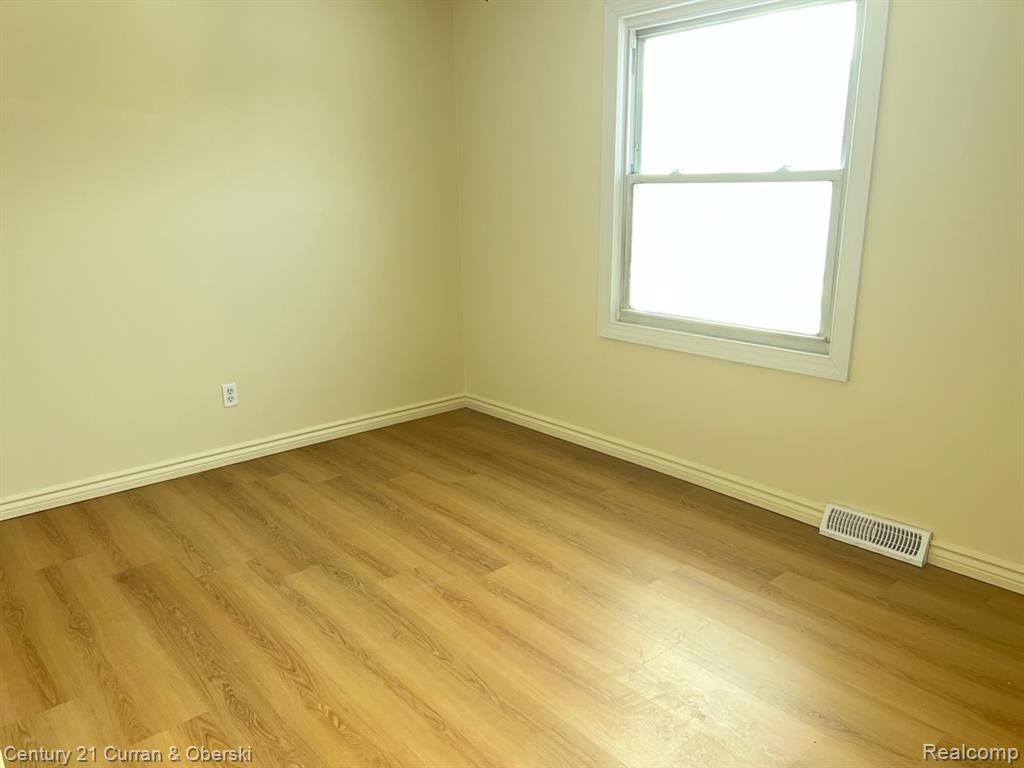 5921 Merrick Street, Taylor, MI 48180 — Photo 9