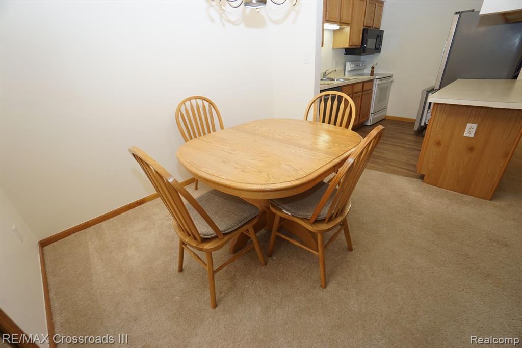 45910 PURPLE SAGE Court, Van Buren, MI 48111 — Photo 7