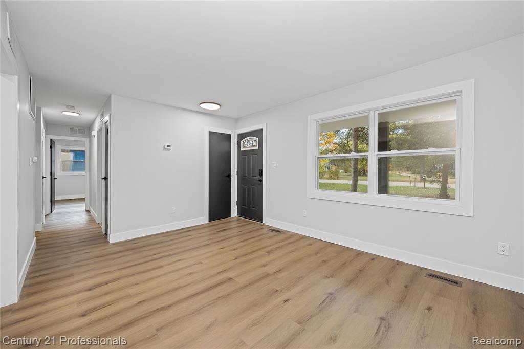 45466 Fairchild Road, Macomb, MI 48042 — Photo 10