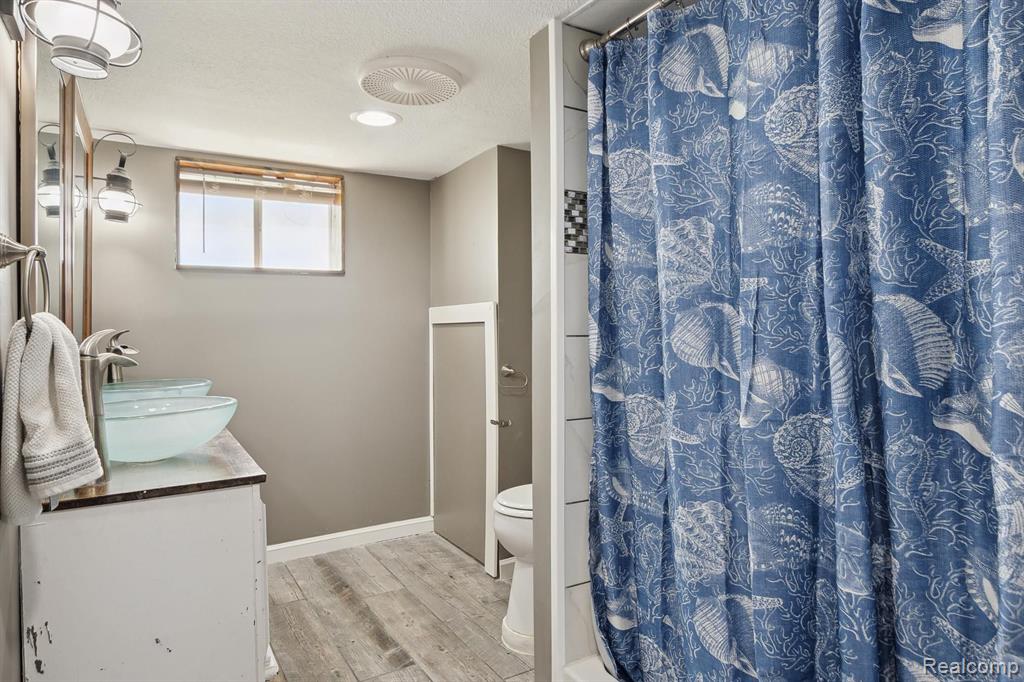 5563 CENTRAL Drive, Monroe, MI 48161 — Photo 30