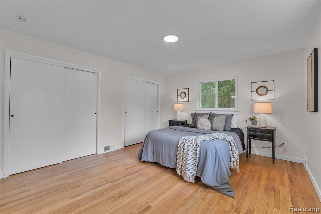 28720 Eldorado Pl, Lathrup Village, MI 48076 — Photo 26