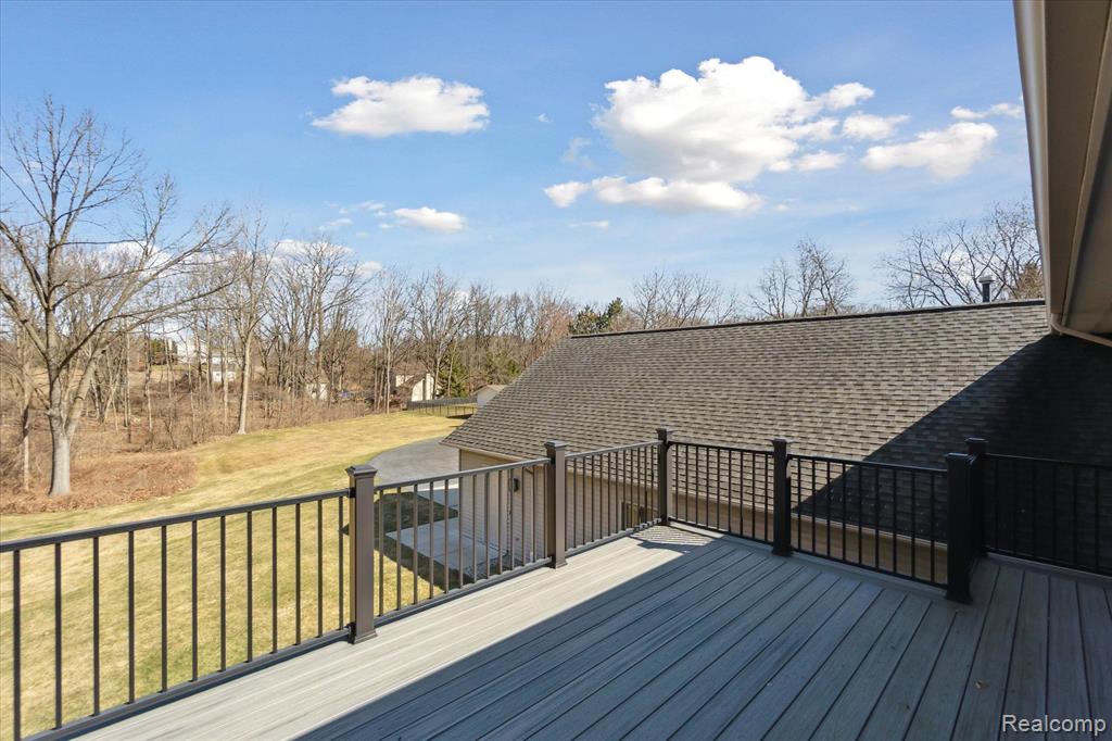 5074 CLARKSTON Road, Clarkston, MI 48348 — Photo 42