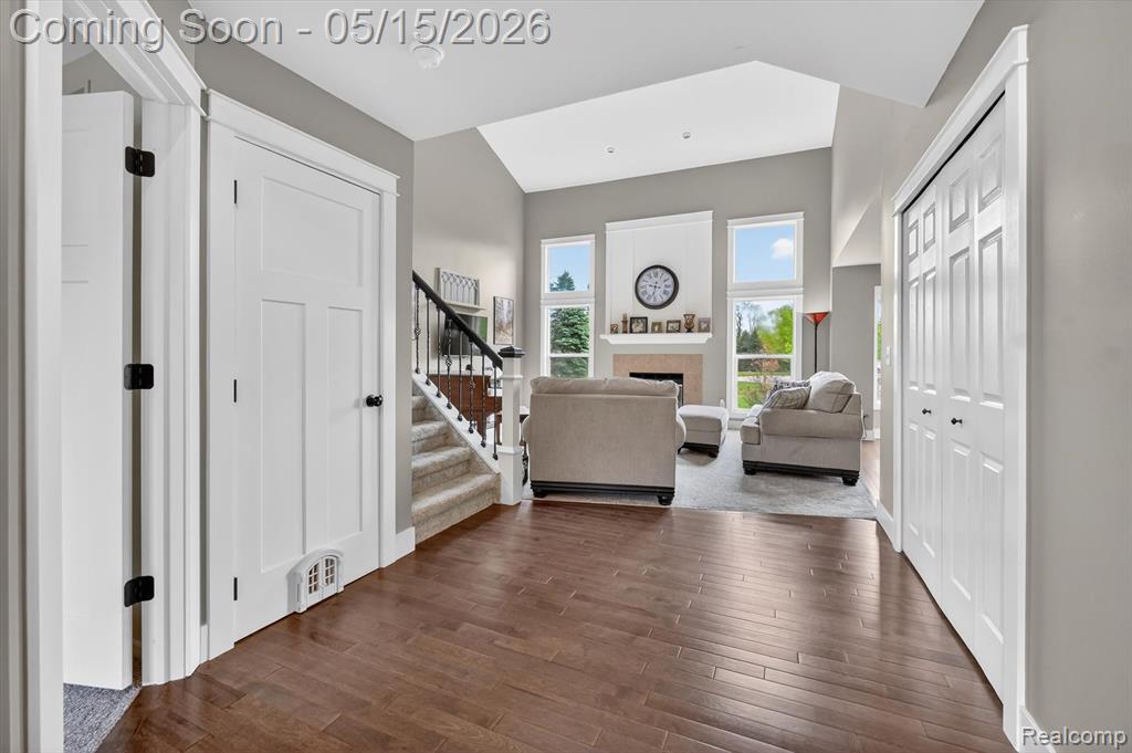 10119 Otter Drive, South Lyon, MI 48178 — Photo 4