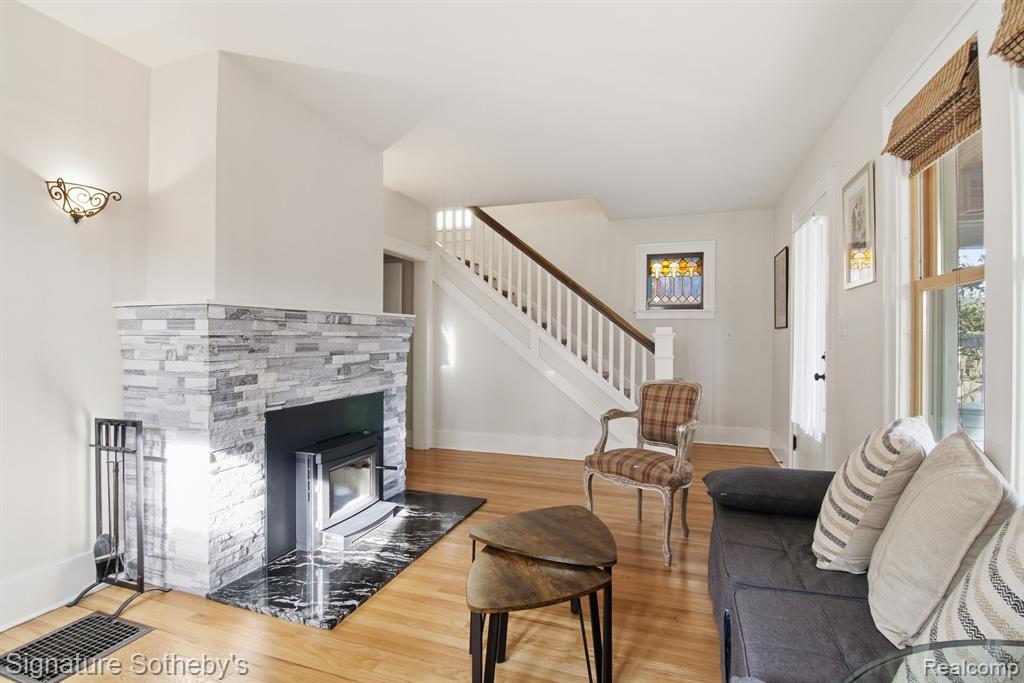 923 N Center Street, Royal Oak, MI 48067 — Photo 8