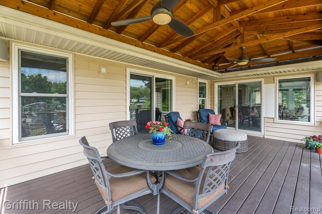 1158 Camelot Drive, Pinckney, MI 48169 — Photo 15