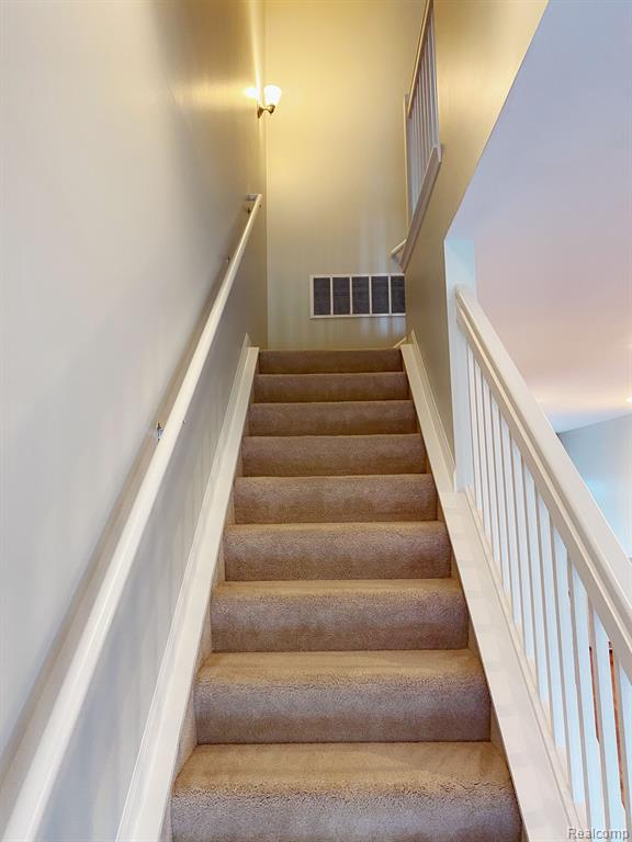 608 LEWIS Street, Birmingham, MI 48009 — Photo 16