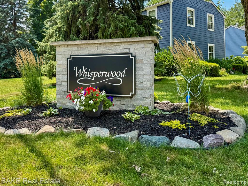 43085 Whisper Court, Northville, MI 48168 — Photo 48