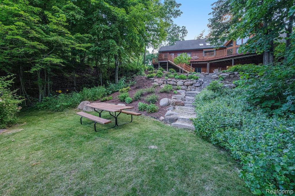 4693 Hegel Road, Goodrich Vlg, MI — Photo 27