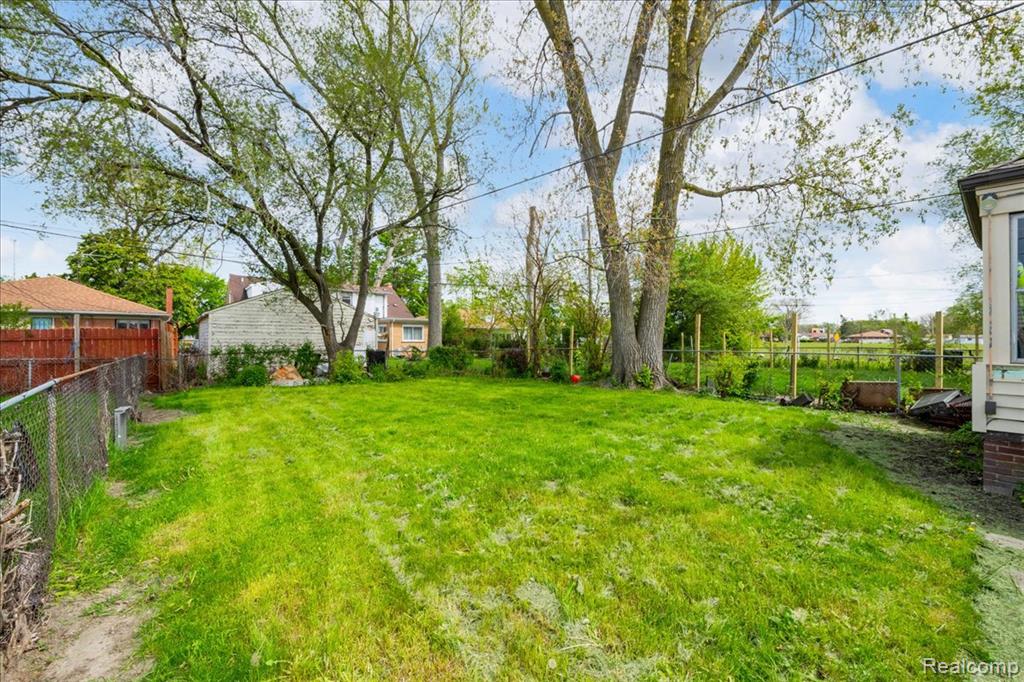 20452 Audrey Street, Detroit, MI 48235 — Photo 22