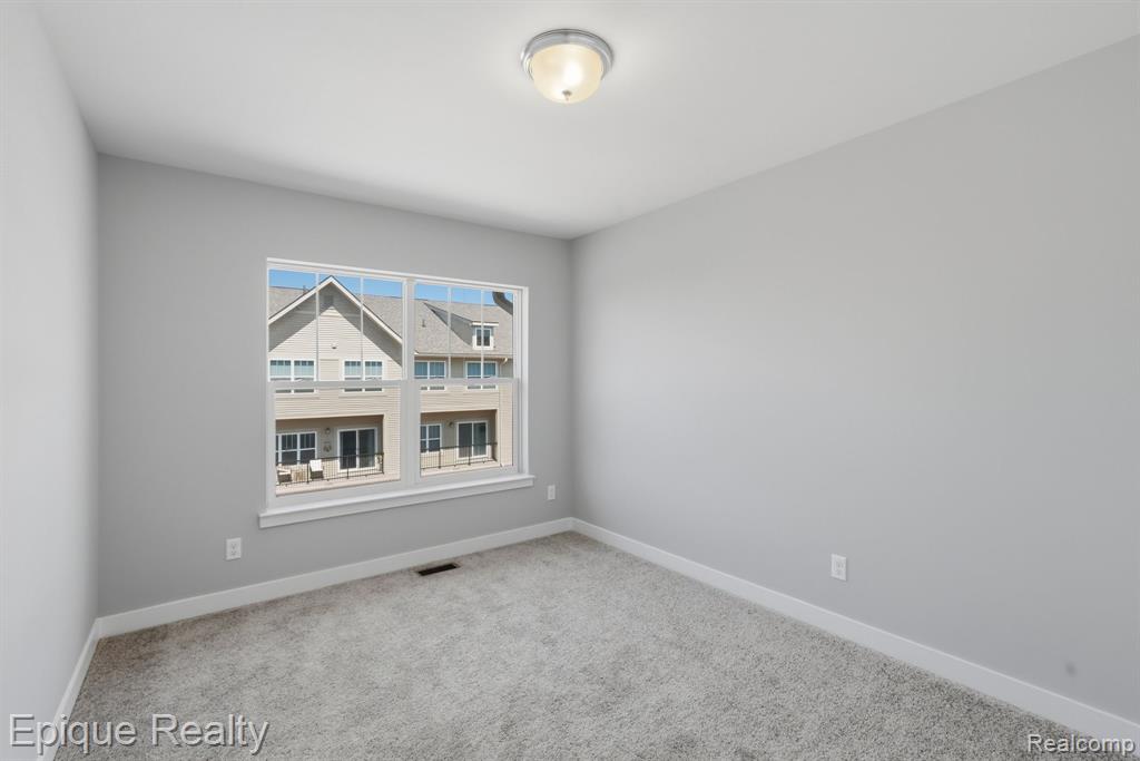 25495 Grandview Lane, 25, Novi, MI — Photo 10
