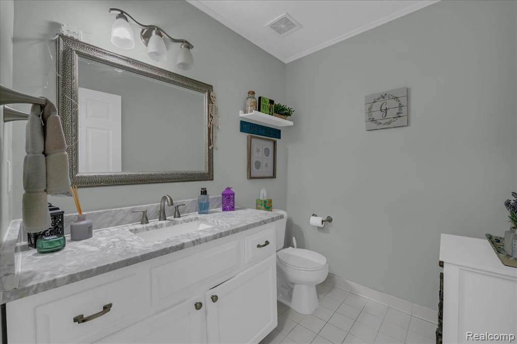 8159 Pickering Place, Westland, MI — Photo 19
