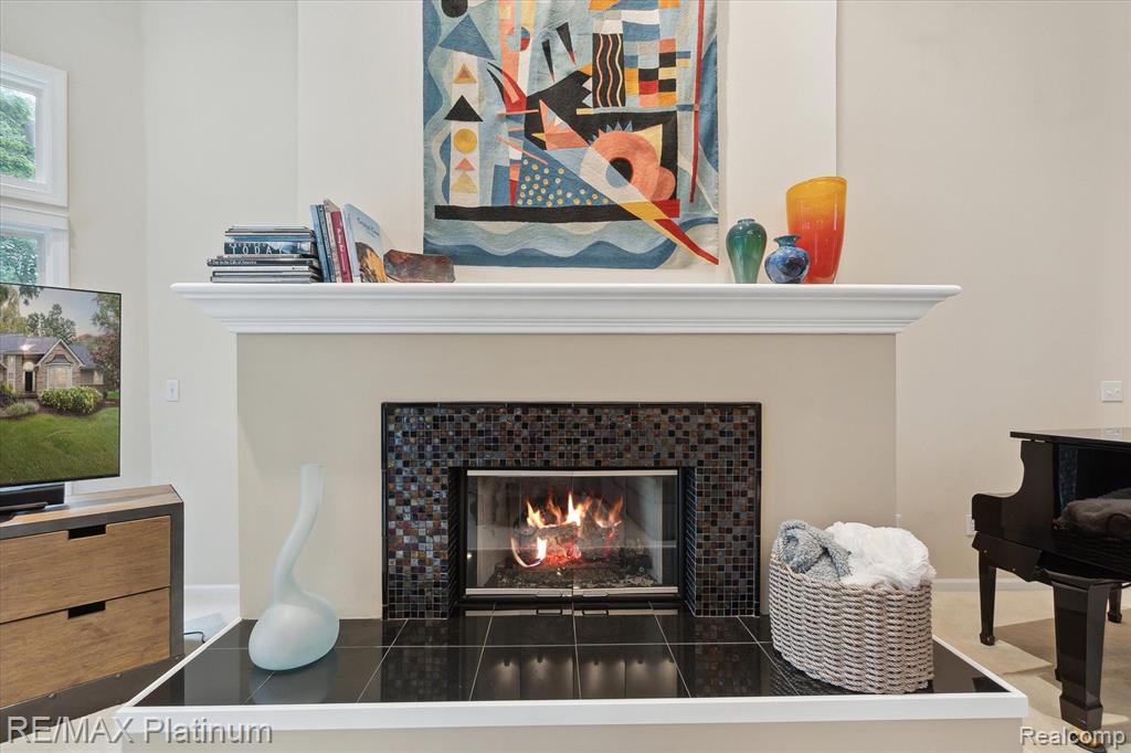 4355 Oak Pointe Drive, Brighton, MI 48116 — Photo 11