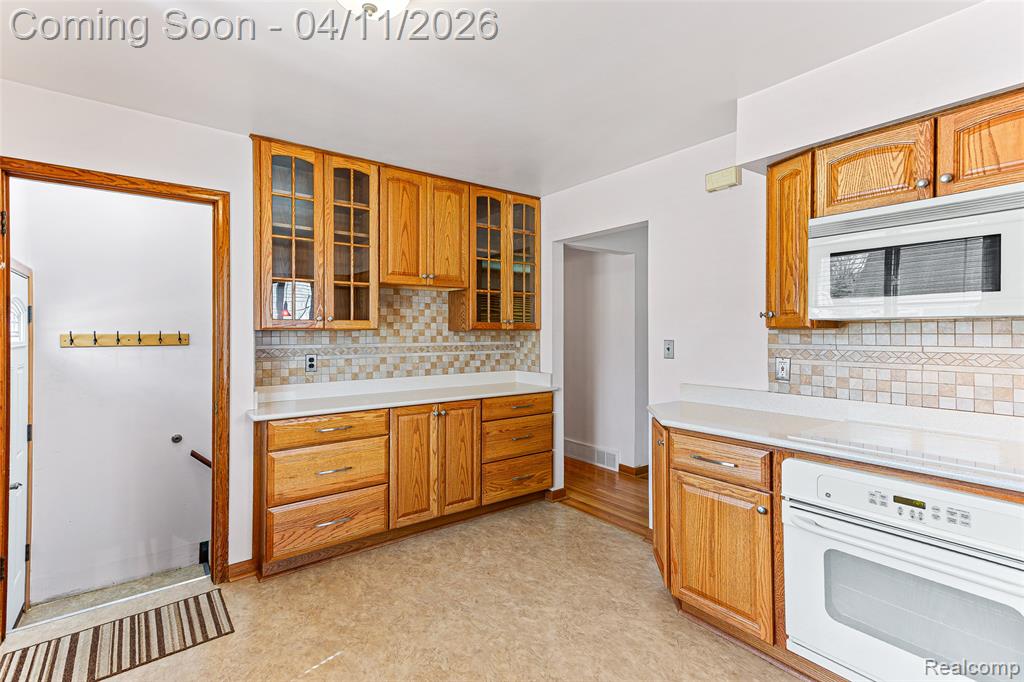 4012 Weddell Street, Dearborn Heights, MI 48125 — Photo 7