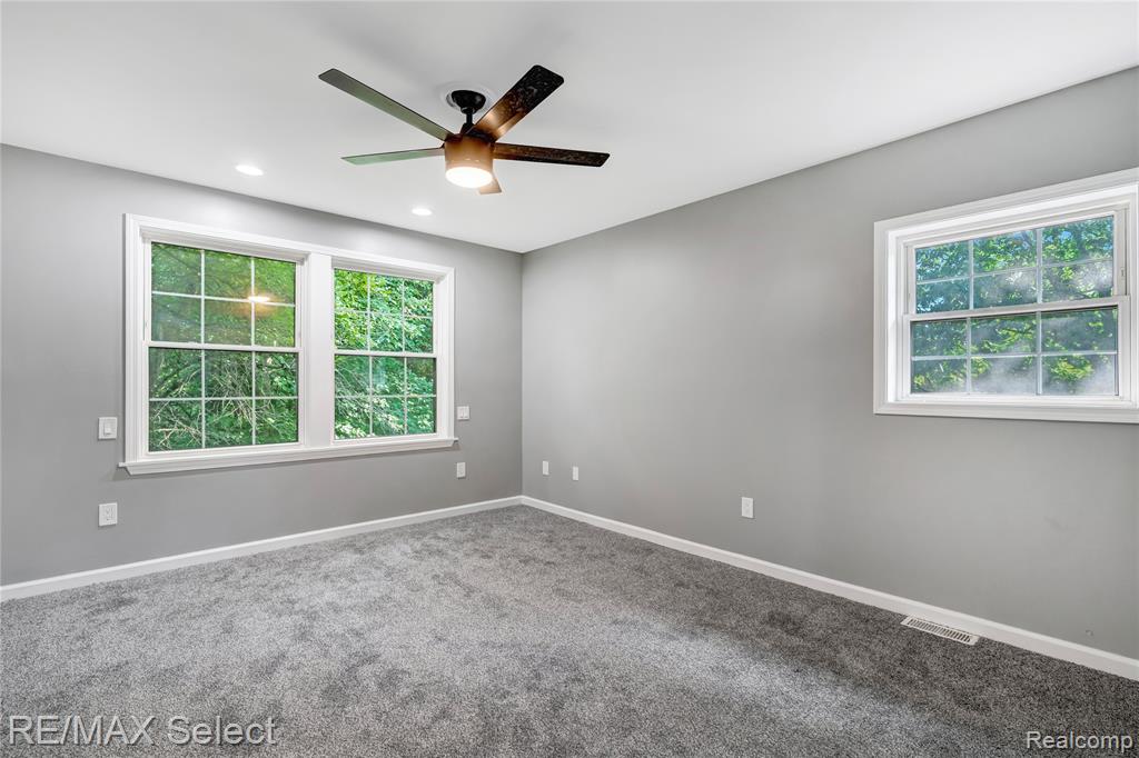 9353 Old Lee Road, Brighton, MI 48116 — Photo 13