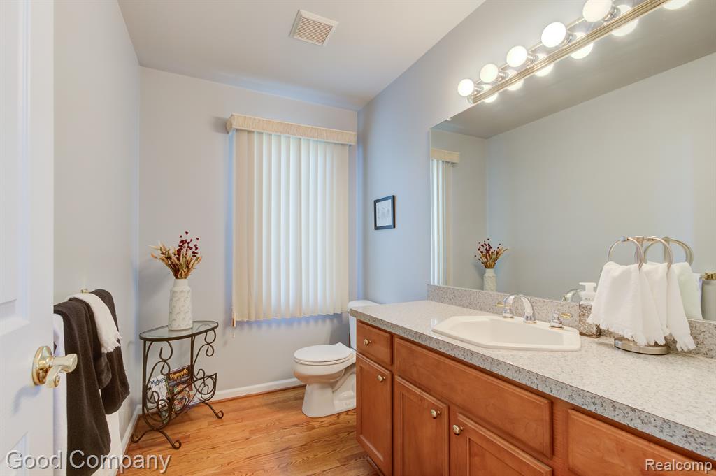 51250 W HILLS Drive, Plymouth, MI 48170 — Photo 15