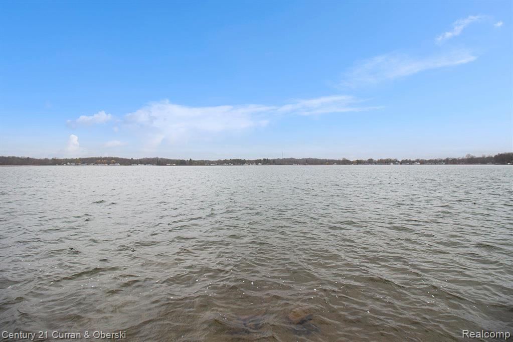 657 LANE Drive, Jackson, MI 49201 — Photo 17