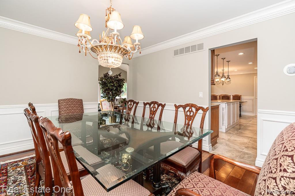 6595 Edith Court, Troy, MI 48085 — Photo 28