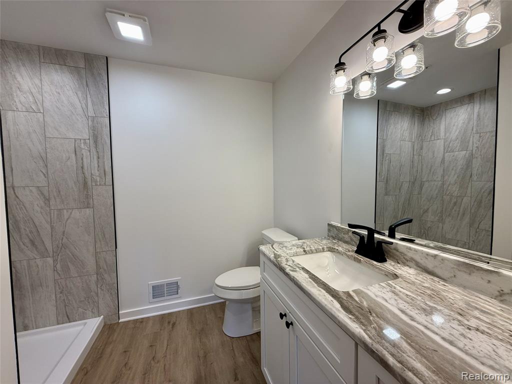 435 Village Drive, Walled Lake, MI 48390 — Photo 20