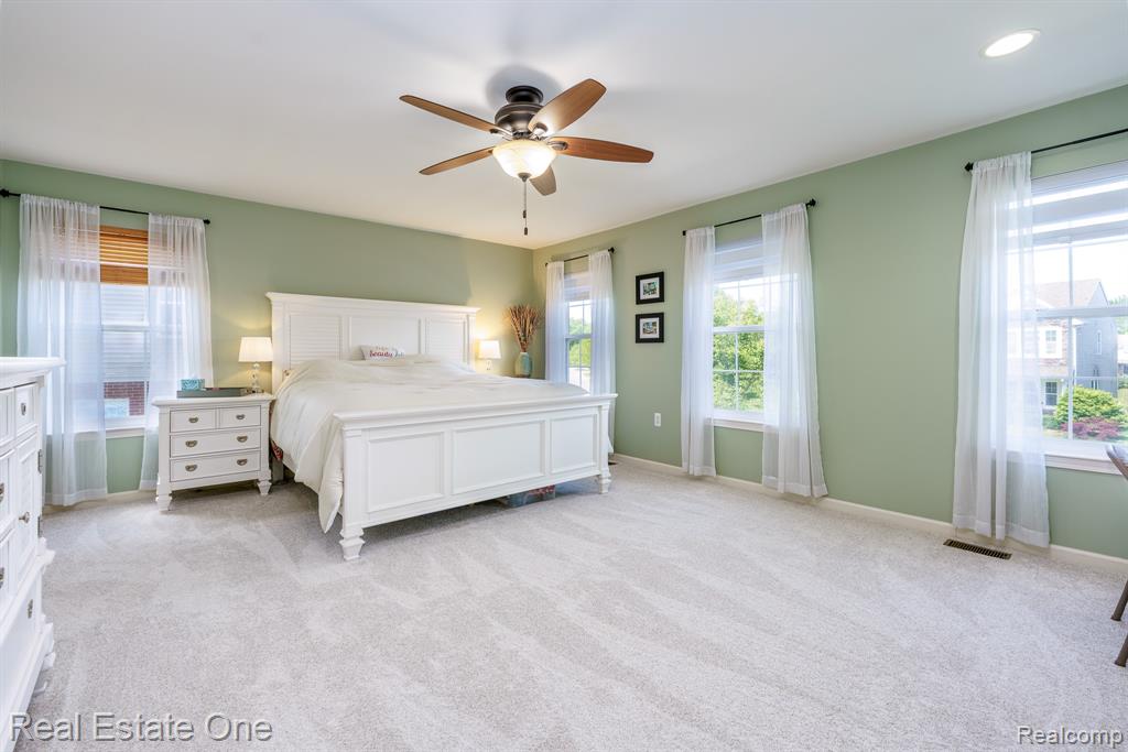 442 Ridgewood Drive S, Ortonville, MI 48462 — Photo 16