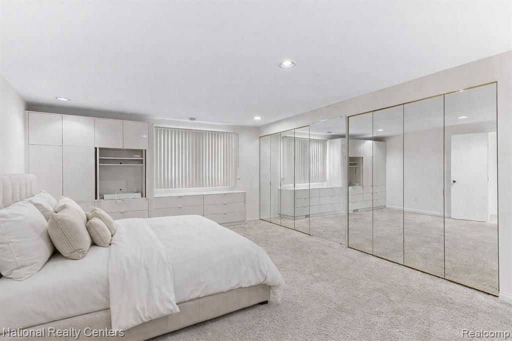 4817 Faircourt Drive, West Bloomfield, MI — Photo 19