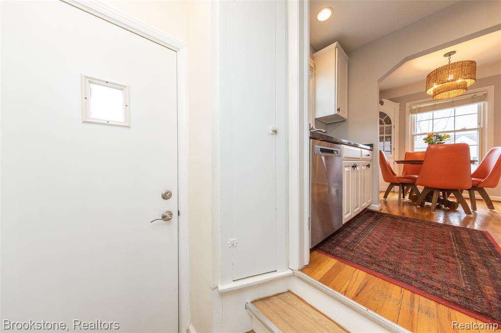 2156 Cambridge, Berkley, MI 48072 — Photo 24
