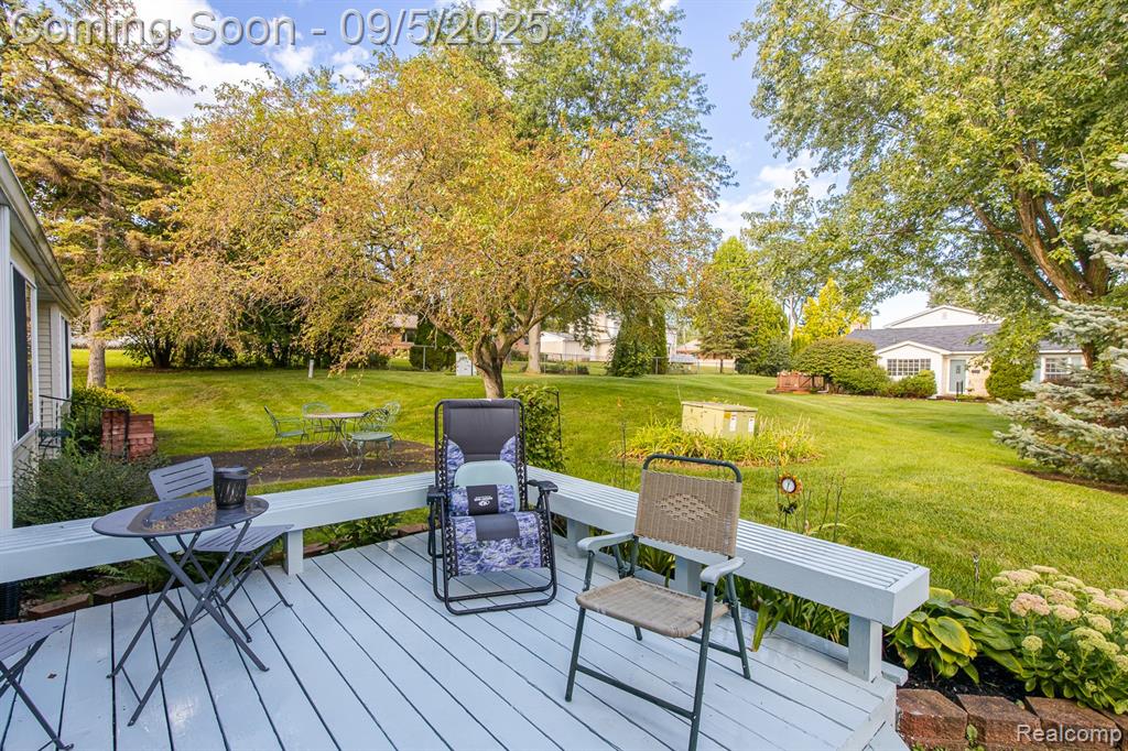 475 Sandehurst Drive, Grand Blanc, MI 48439 — Photo 46
