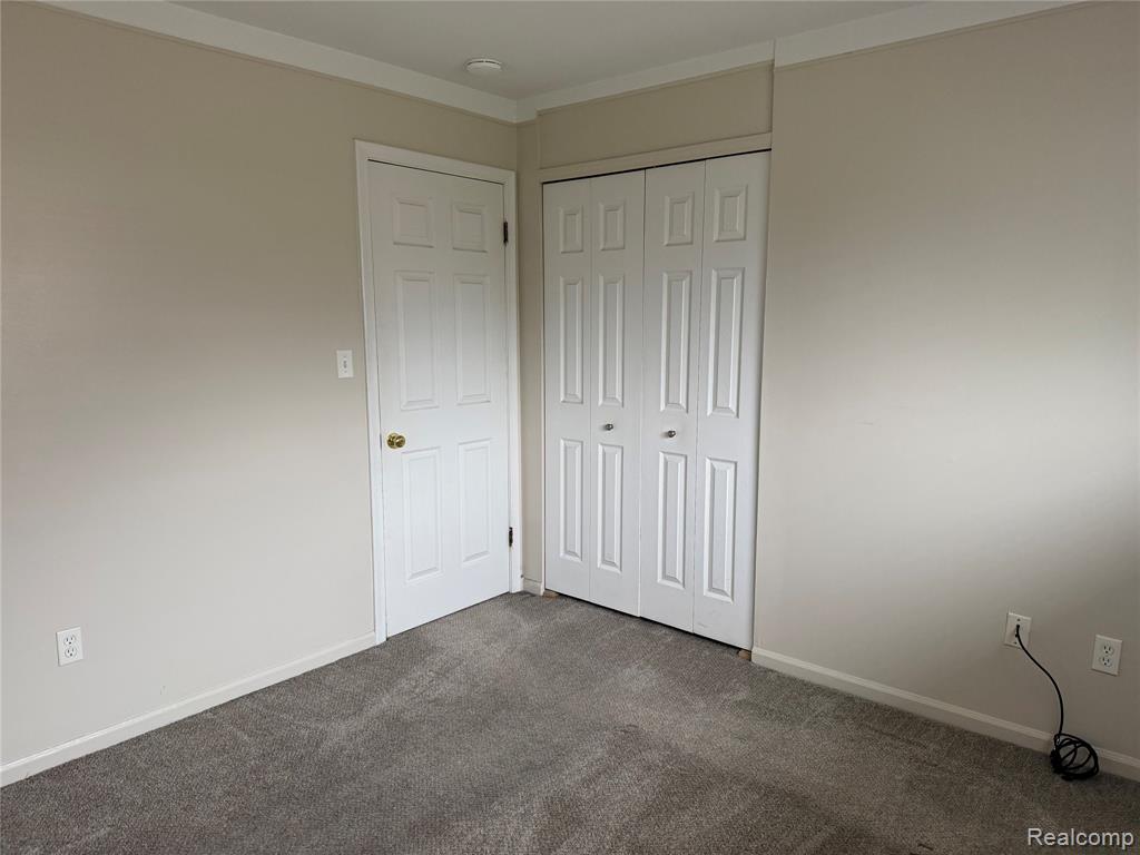 18530 Matthews Street, Riverview, MI 48193 — Photo 9