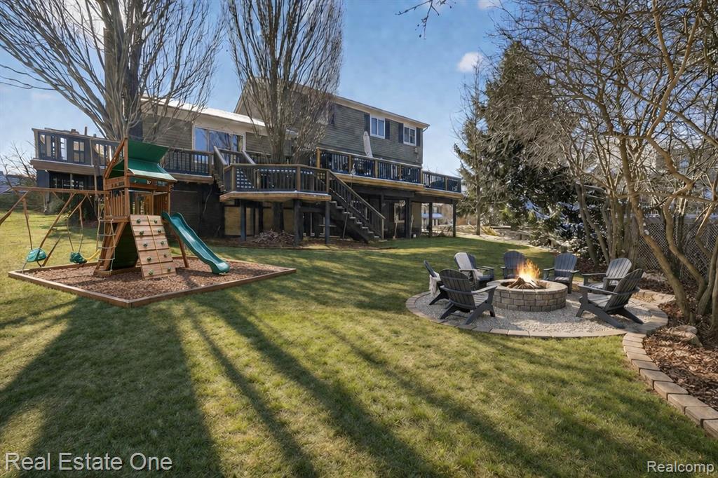 564 Dorchester Way, Milford, MI 48381 — Photo 56