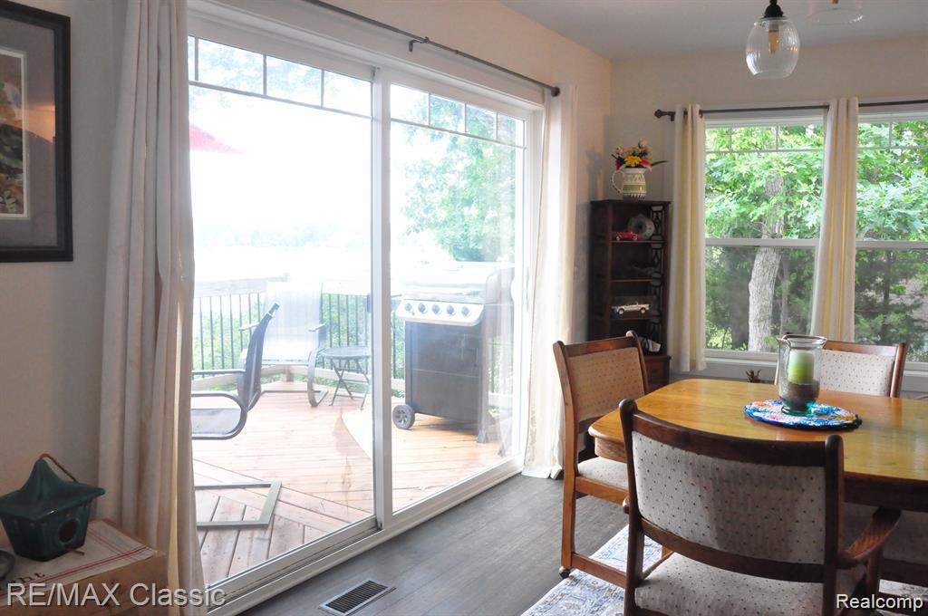 5050 Island Shore Drive, Pinckney, MI 48169 — Photo 25